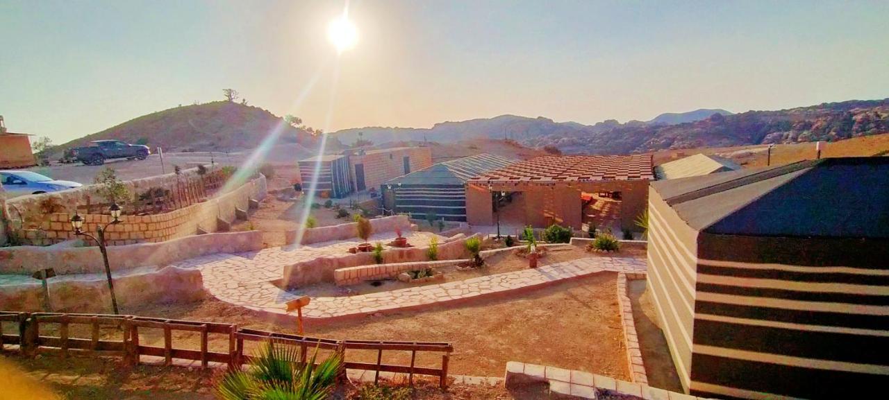 Hotel Petra Wassaif Camp Wadi Musa Exterior foto